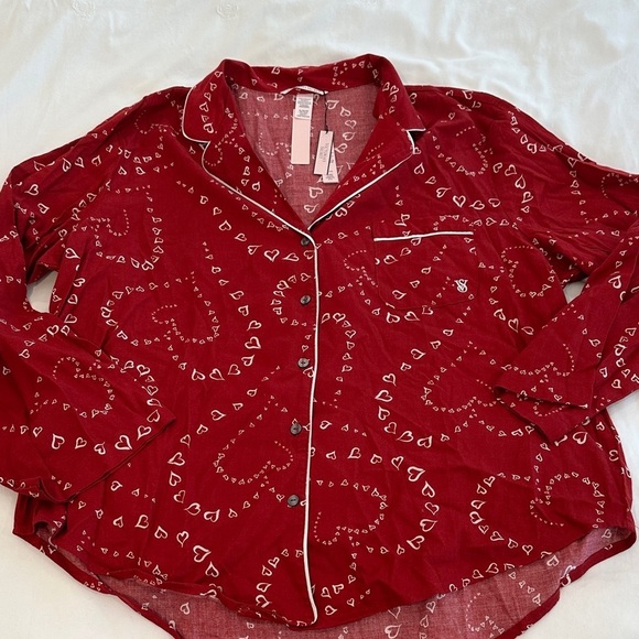 Victoria's Secret Other - Victoria's Secret Burgundy Heart Pajama Top